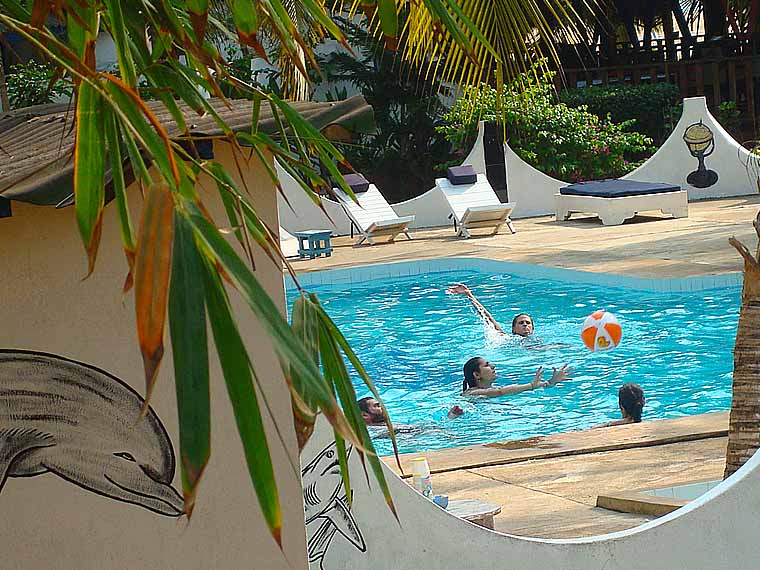 L'hôtel Awalé Plage (Grand Popo - Bénin) - Piscine